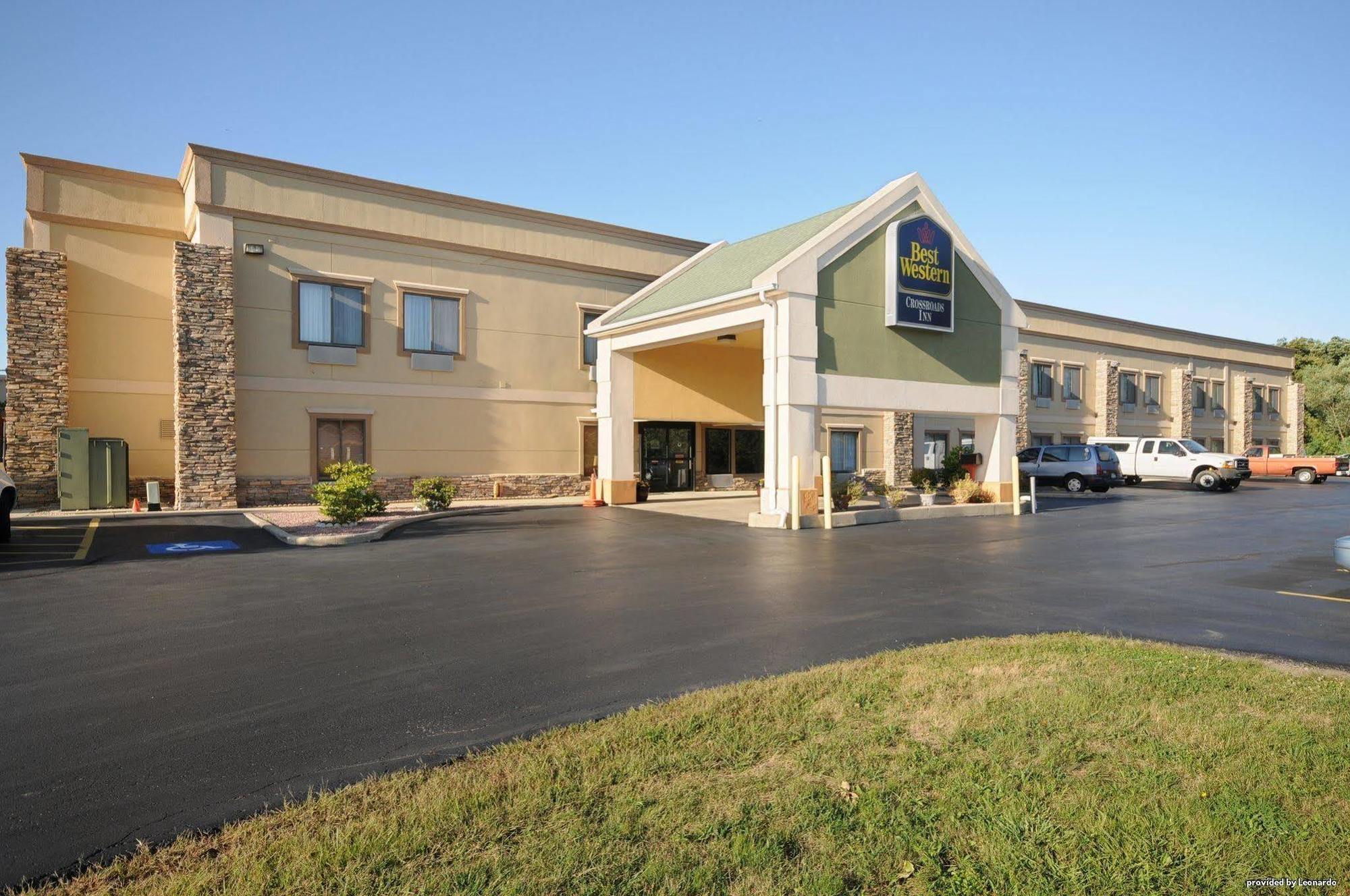 Best Western Crossroads Inn Schererville Bagian luar foto